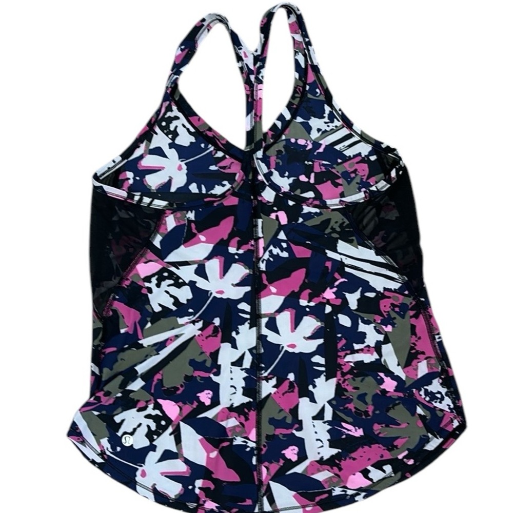 Lululemon - Picture 2 of 7